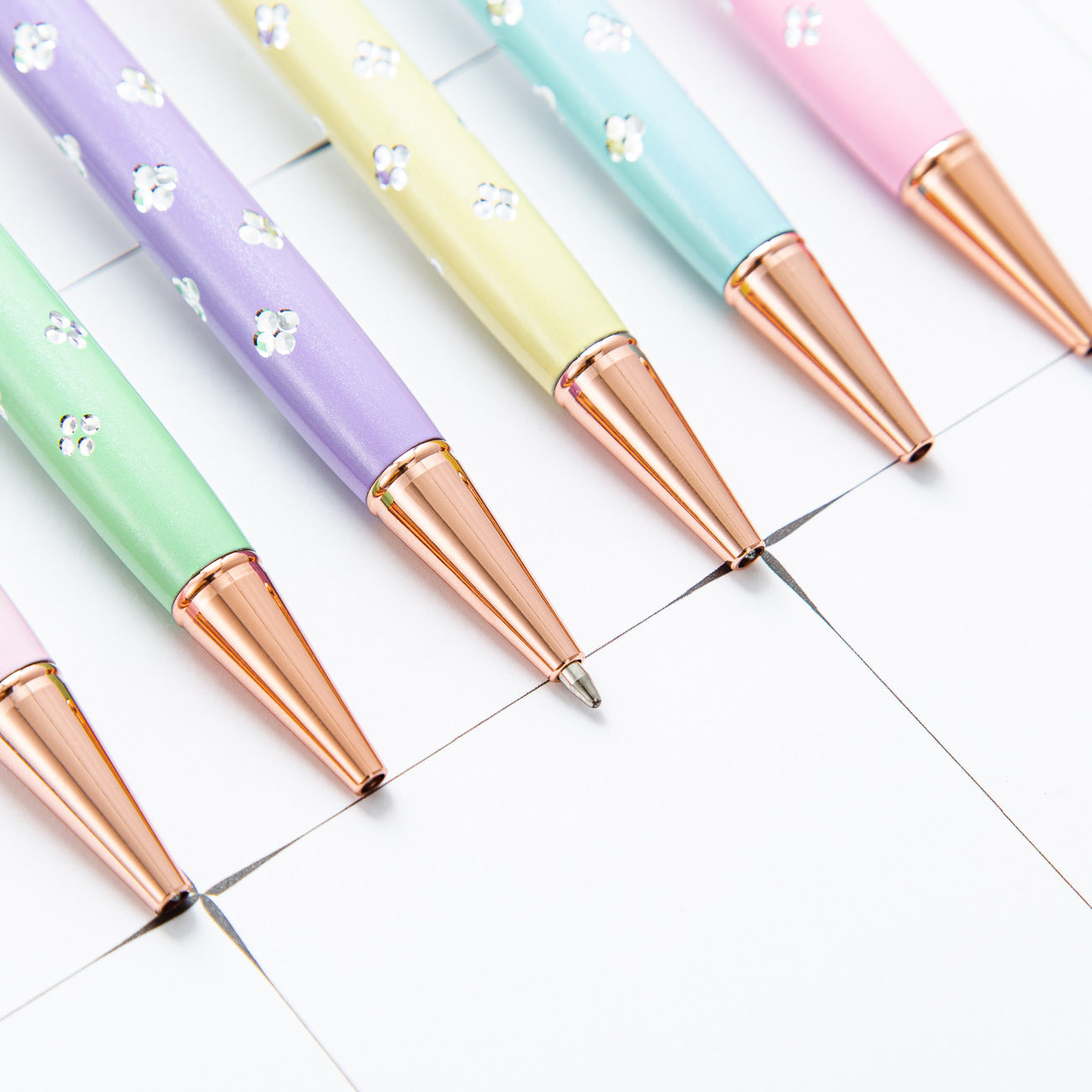 Wholesale Metal Clover Crystal Ballpoint Pen